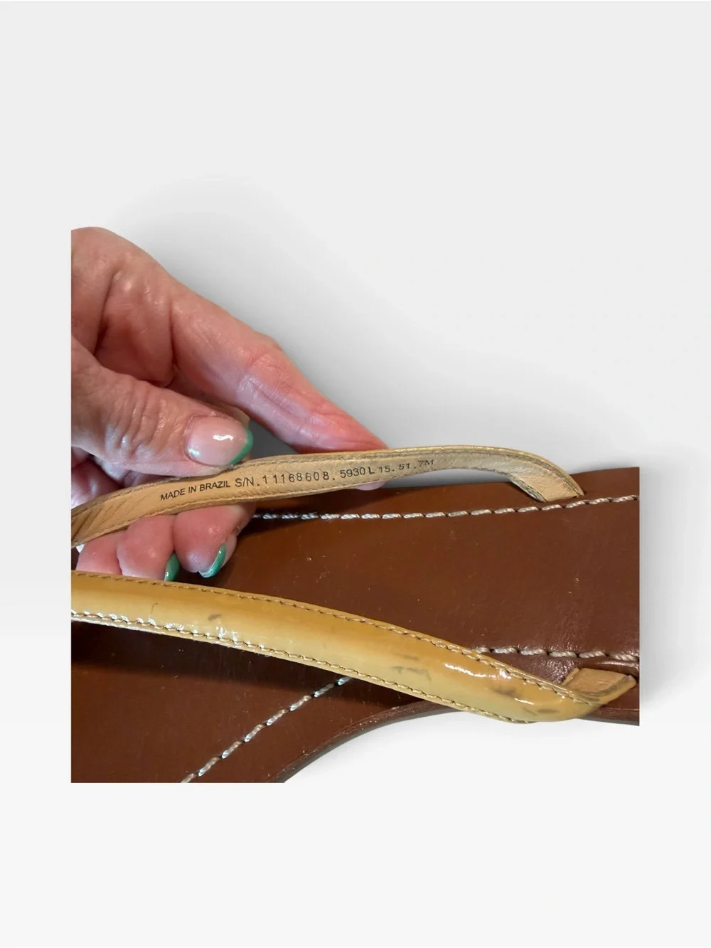 Tory Burch light Leather Thong Sandals GUC size 7